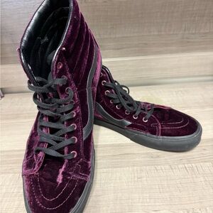 Vans Velvet SK8 High-Tops in Burgundy Men’s Size 13